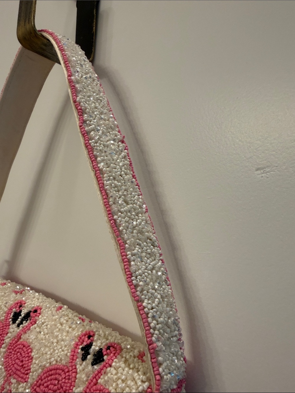 NWT-Viral Pink Beaded Flamingo Shoulder Bag with BLING!!!  It sparkly! - Picture 8 of 13